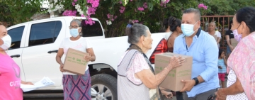 Despensas Familiares Gratuitas en barrios y colonias de Cutzamala